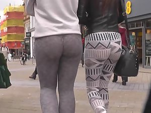 Wiggling ass swag of two hot friends