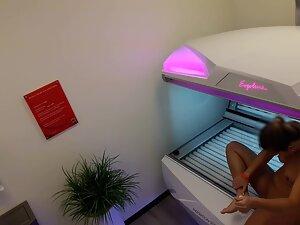 Peeping on naked girl before she gets in tanning bed Picture 7