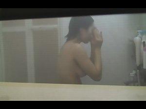 Window peep on naked chinese girl Picture 6