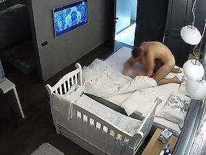 Spying on hot anal sex in the bedroom Picture 1