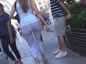 Yummy big ass on a pear shaped woman Picture 5