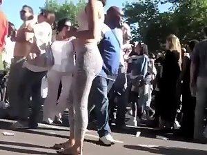 Girl in skin tight leopard pants Picture 8