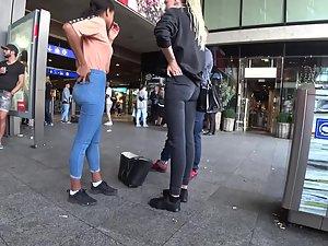 Brown girl's stunning ass in tight jeans Picture 6