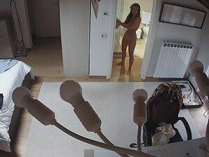 Spying on incredible girl naked in her apartment Picture 7