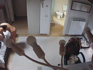 Spying on incredible girl naked in her apartment Picture 8