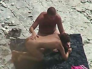 Lucky guy got a blowjob at the beach Picture 1