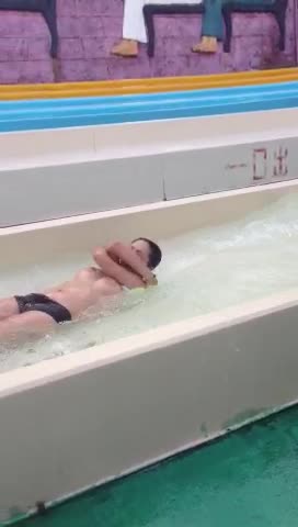 Accidental nudity on the water slide bbw 272x480 image Accidental nudity on the water slide
