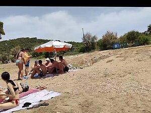 Hot group of teens spotted on beach Picture 1