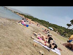 Hot group of teens spotted on beach Picture 5