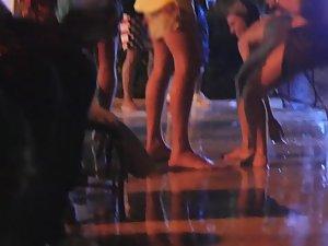 Teen girls dancing like sluts on party Picture 5