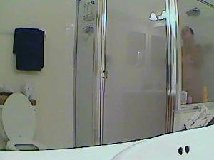 Chubby girl spied in a thorough shower Picture 2