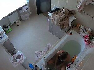 Spying on amazing naked woman in bathroom Picture 8