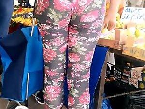 Milf's got an impressive firm ass Picture 1