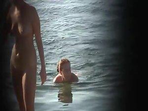Nudists get voyeured on beach Picture 8