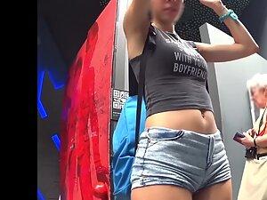 Tall girl isn't aware she shows cameltoe in shorts Picture 7