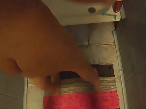 Dancing tease for a hard bathroom fuck Picture 7