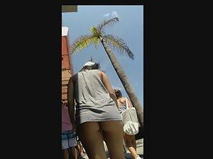 Miniature thong makes her look nude Picture 8