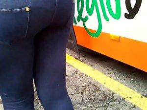 Big round ass in tight jeans pants Picture 5