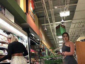 Sexy friends look irresistible while in supermarket Picture 8