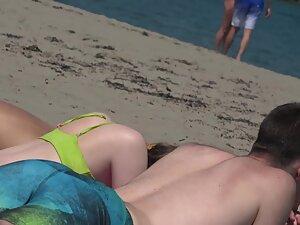 Pale butt and hot cameltoe in green bikini Picture 5