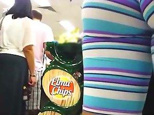 Those stripes over her ass make me dizzy Picture 3