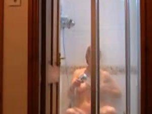 Phone ringing delayed her orgasm Picture 4