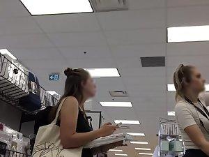 Sexy store clerk could be a model instead Picture 1