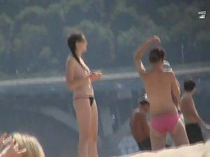 Funny dude pretends to fuck his woman Picture 4