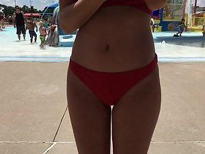 Sexy girl in red two piece bikini at the swimming pool Picture 5