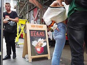 White shorty with seductive ass walks with tall black boyfriend Picture 5