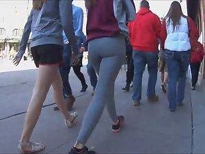 Clumsy teen girl got a hot ass in tights Picture 4