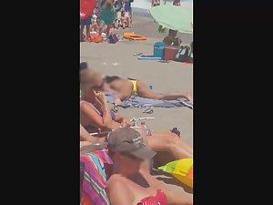 Discreet masturbation on public beach Picture 6