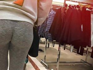 Perfect bubble butt spotted in shoe store Picture 8