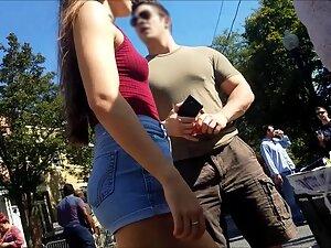 Small tits and nipples of a braless hottie Picture 7