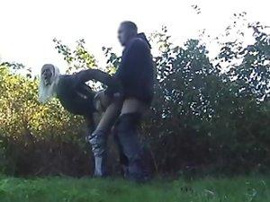 Blonde slut likes sex in the park Picture 7