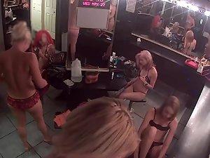 Strippers preparing to step on the stage Picture 5