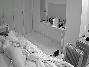 Hidden cam caught her play with dildo during the night Picture 7