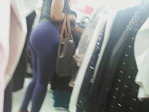 Chasing after hot ass in clothes store Picture 1