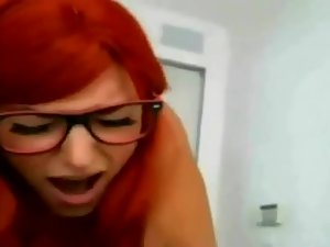 Hipster girl moans and screams on a dick Picture 8