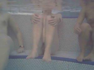 Underwater voyeur in swimming pool Picture 6
