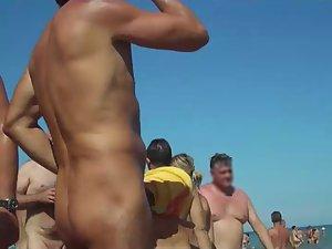 Closeups from the nudist beach Picture 3