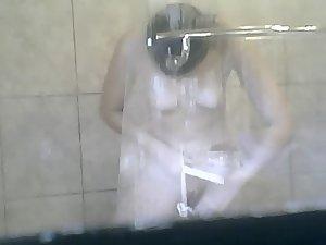 Window peeper saw her shower Picture 5