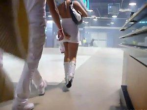 Irresistible ass in an upskirt view Picture 4