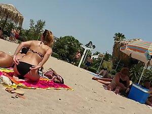 Checking out bubble butts all over the beach Picture 8