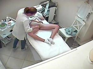 Hidden camera spying on girl getting wax job Picture 4