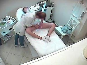 Hidden camera spying on girl getting wax job Picture 5