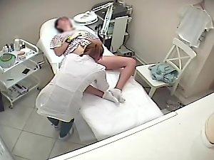 Hidden camera spying on girl getting wax job Picture 7
