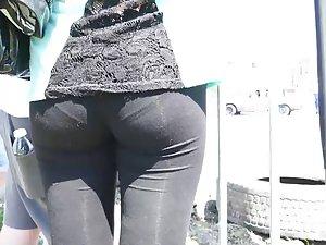 Firm ass and thong in black tights Picture 6