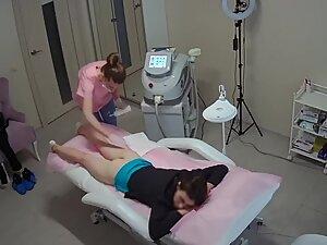 Spying on half naked woman during hair removal Picture 4