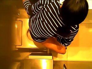 Hidden cam caught masturbation in office toilet Picture 4